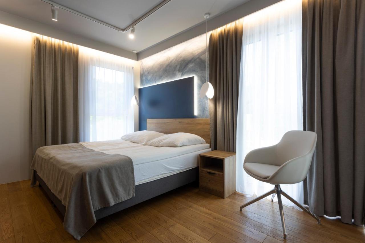 Aparthotel Four Winds 3*